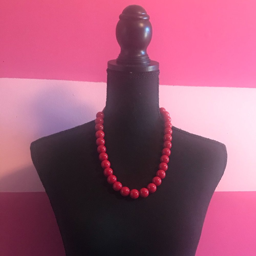 Red Pearl Necklace